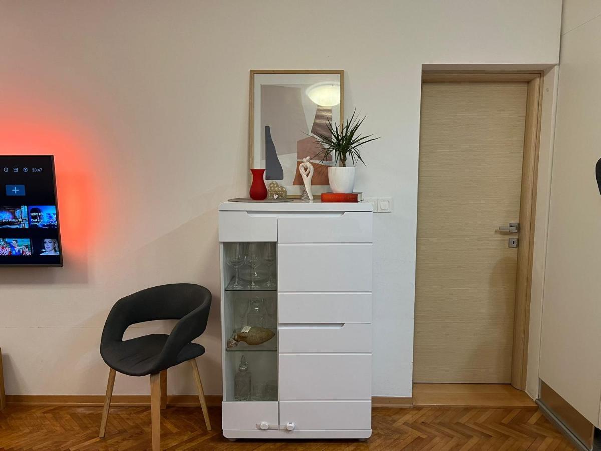 Apartment Mm - 5 Min By Car To The & Center - Free Public Parking Split